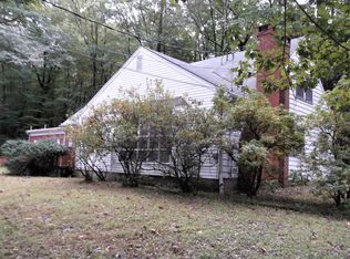 5266 Glenbrook Rd, Stroudsburg, PA 18360