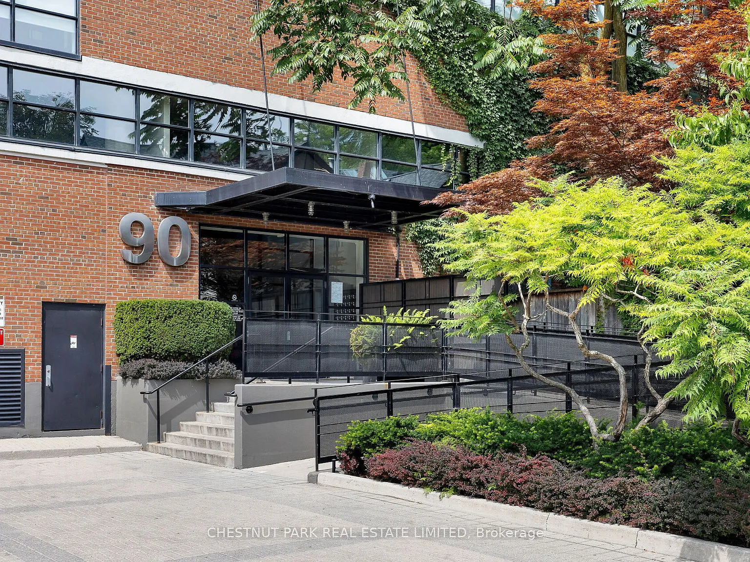 3 bed, $5,750 — Photo 2