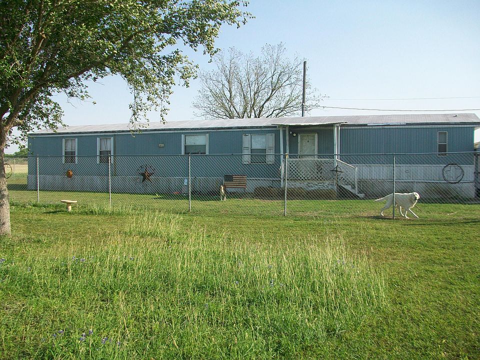 1st image of 272 E County Road 303