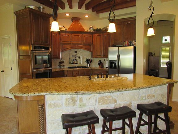 2nd image of 5613 Ironwood Ct
