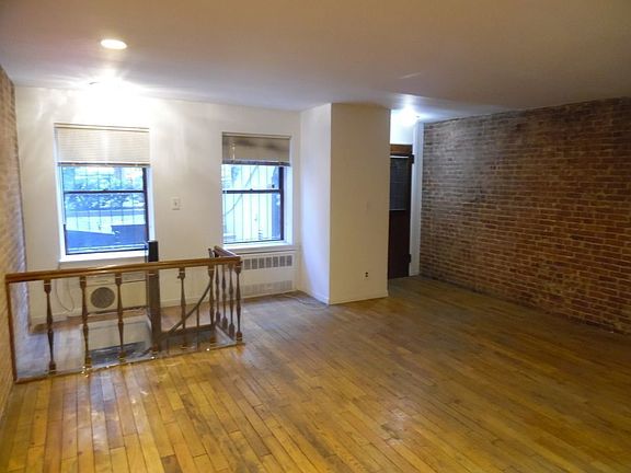 3rd image of 108 W 69th St APT 1