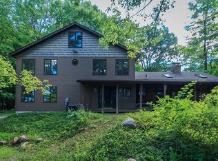 9454 Hoose Rd, Mentor, OH 44060