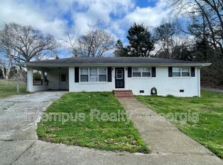 633 White St, Suwanee, GA 30024