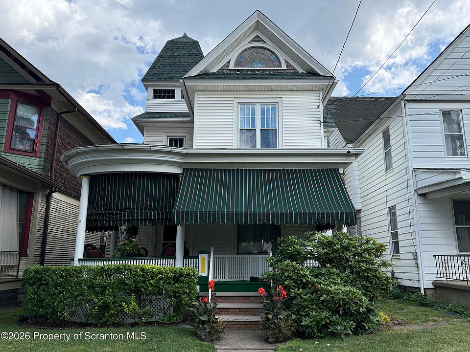 1st image of 1766 Sanderson Ave