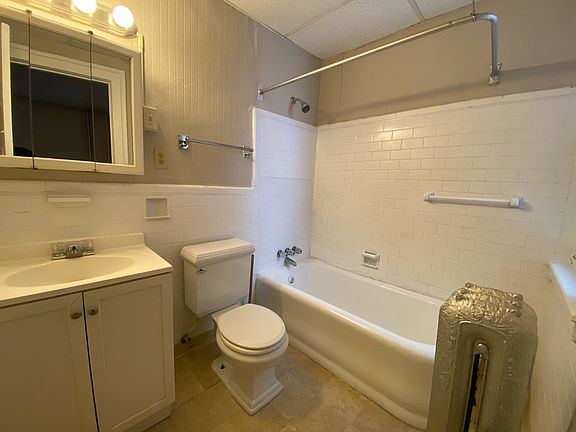 3rd image of 338 Bryant St APT 3