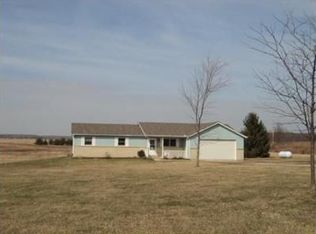 7408 York Rd SW, Pataskala, OH 43062