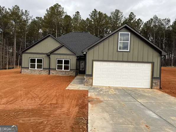 2089 N Hicks Rd, Toccoa, GA 30577