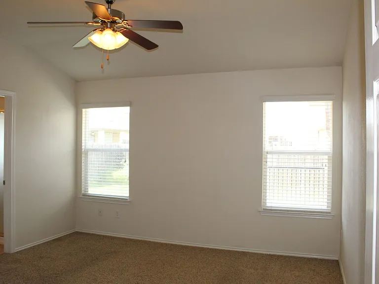 9916 Orion Dr — Photo 6