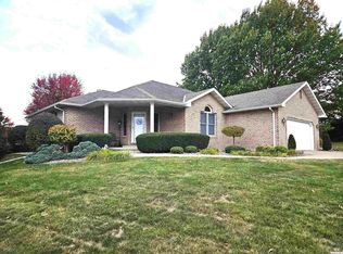 2180 Josephine Dr, Quincy, IL 62305