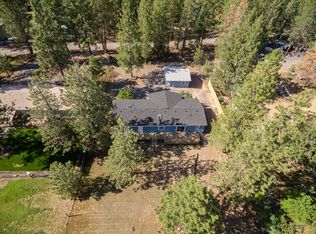 19067 Choctaw Rd, Bend, OR 97702
