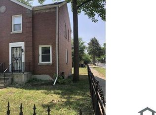 701 E 105th Pl, Chicago, IL 60628