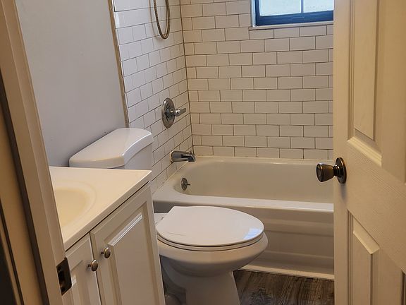 4th image of 4232 Haney Way #1