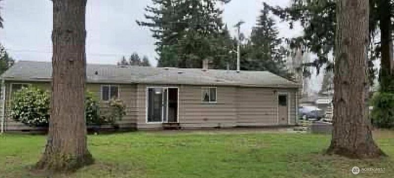 3rd image of 4810 17th Avenue SE