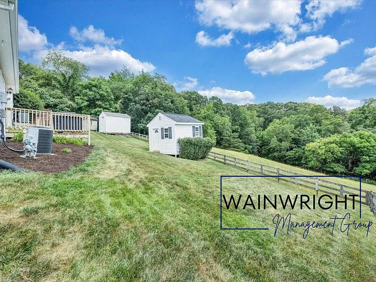 1533 Blanton Ave SE — Photo 4