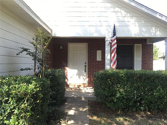 2nd image of 223 Nicole Way