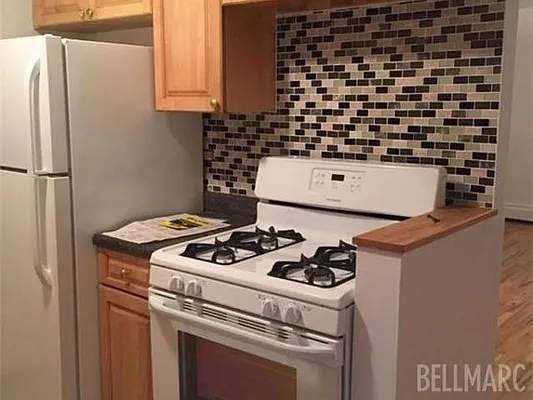 Rented by Bellmarc Realty | media 4
