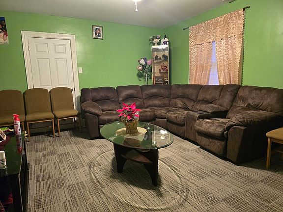 2nd image of 3077 Lawson St