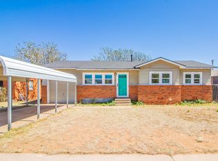 133 Elgin Ave, Levelland, TX 79336