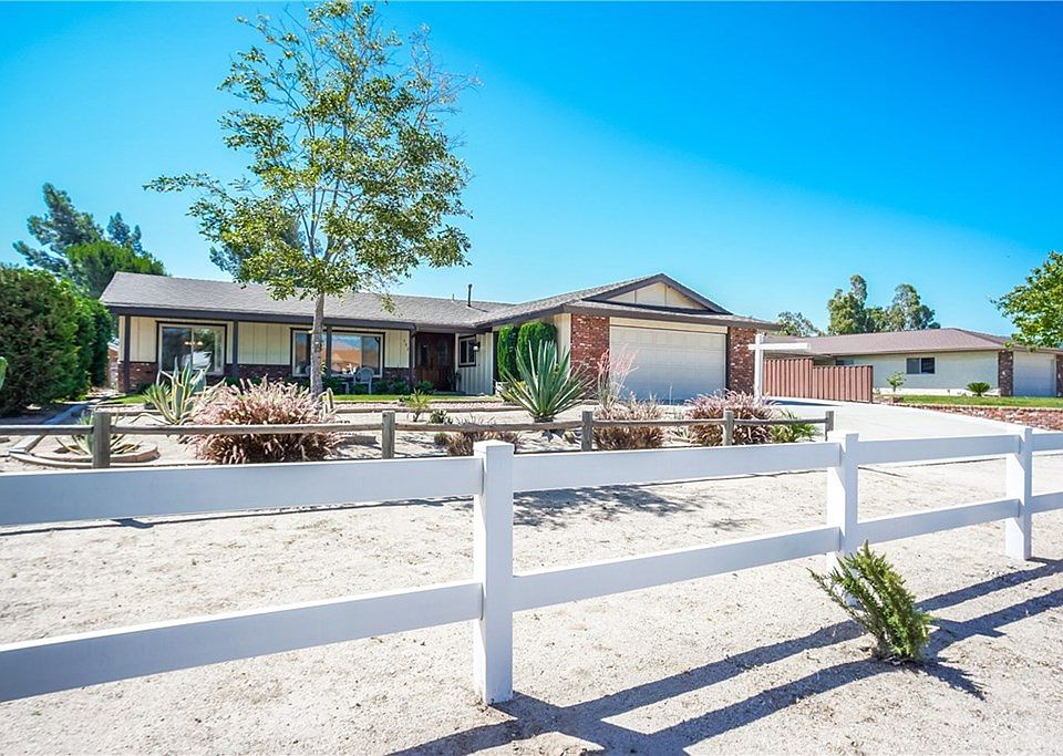 1st image of 23767 Castinette Way