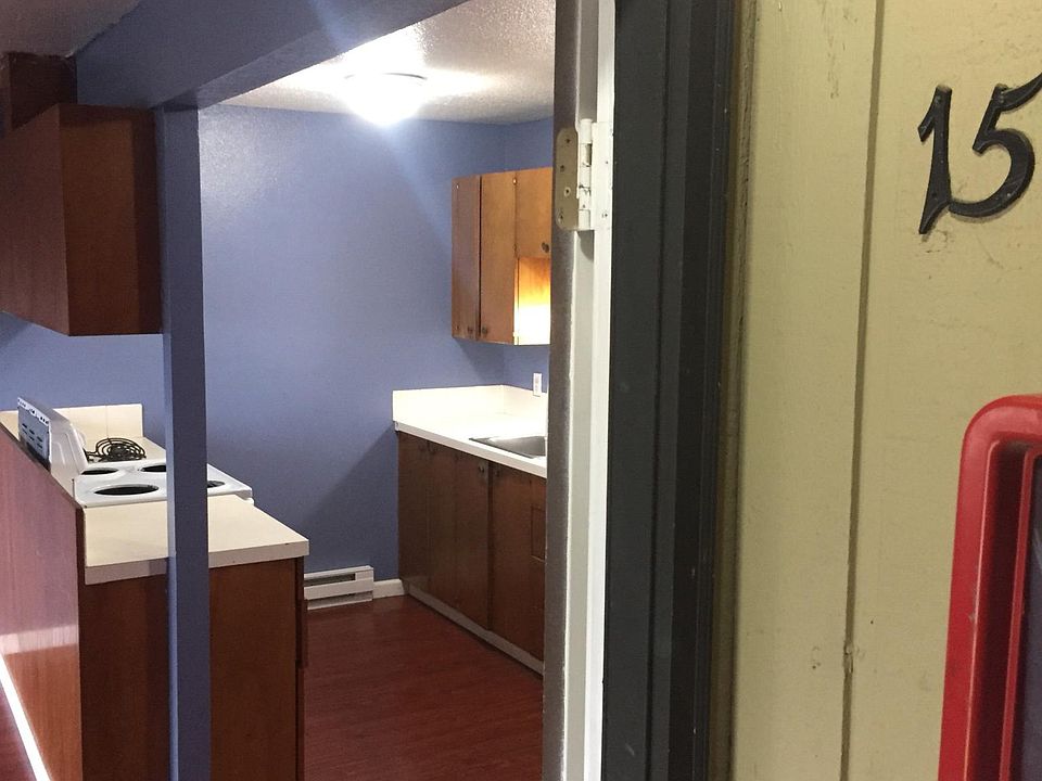 1st image of 422 N I St APT 15