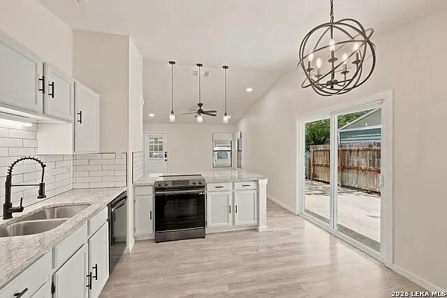 2886 Cherry Field Dr — Photo 12