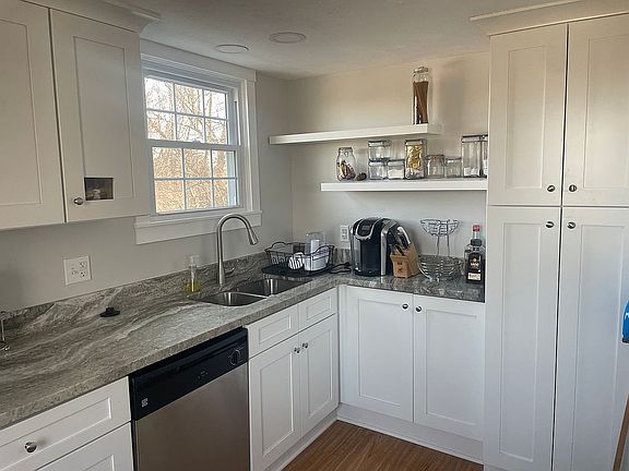 # 2 floor kitchen