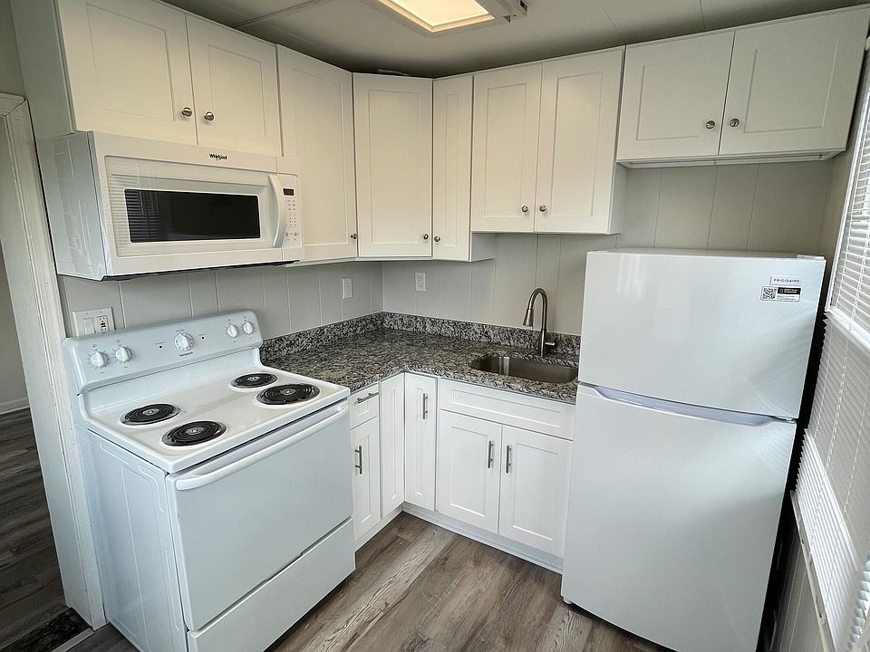 1st image of 1504 Old Sulphur Spring Rd #2