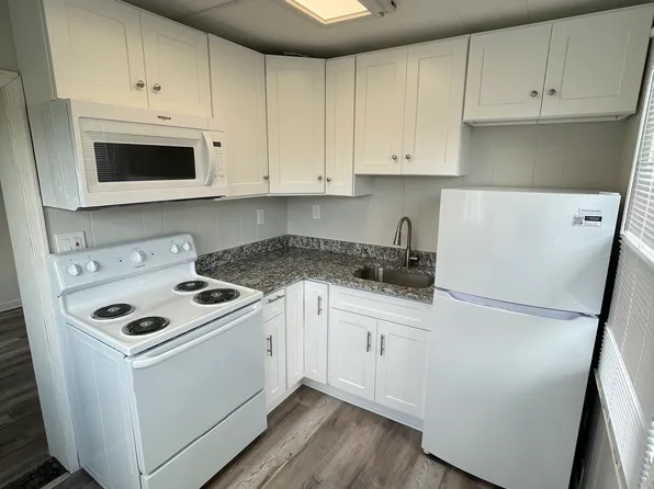 1504 Old Sulphur Spring Rd #2, Halethorpe, MD 21227