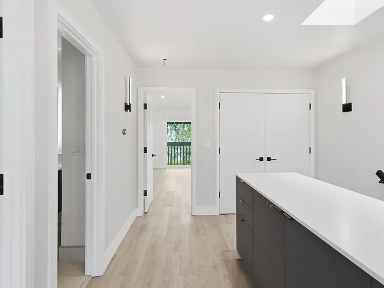 143 Ortega Ave — Photo 21
