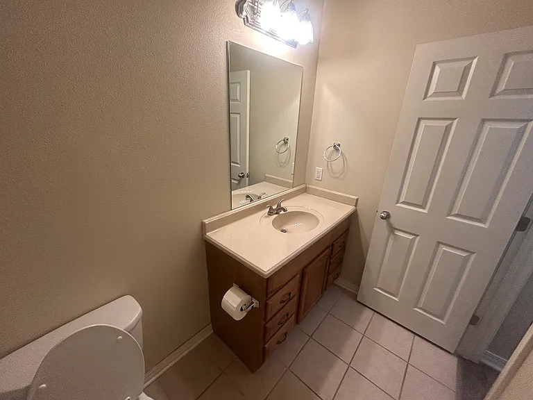 2309 Argonne Ln — Photo 17