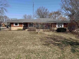 2101 Sunny Ln, Lawrenceville, IL 62439
