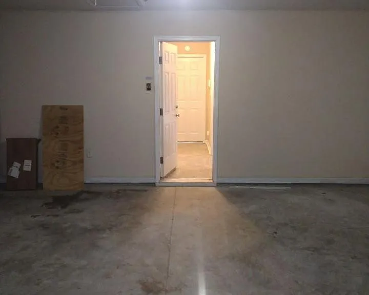 2918 Carey Ct — Photo 8