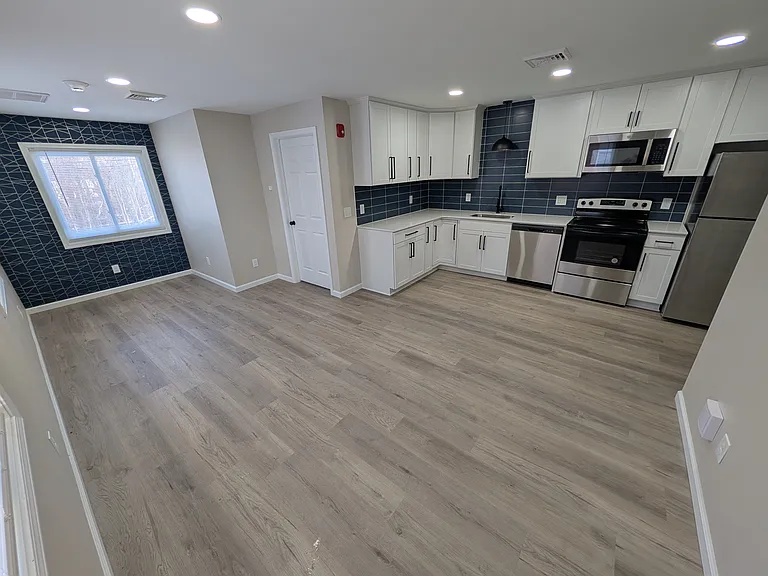 19 Terrel Dr #13 — Photo 16