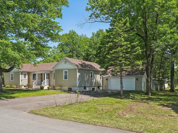 562 Washington Ave, Ewing, NJ 08628