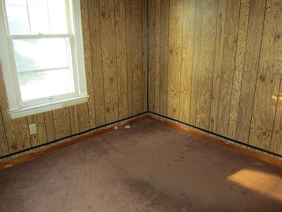 4th image of 317 W Garfield Ave