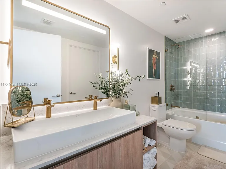 601 NE 1st Ave #3604 — Photo 16