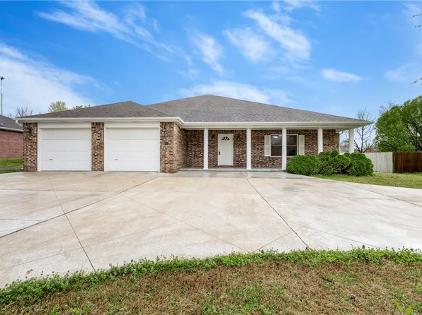 17 W Old Depot Rd, Farmington, AR 72730