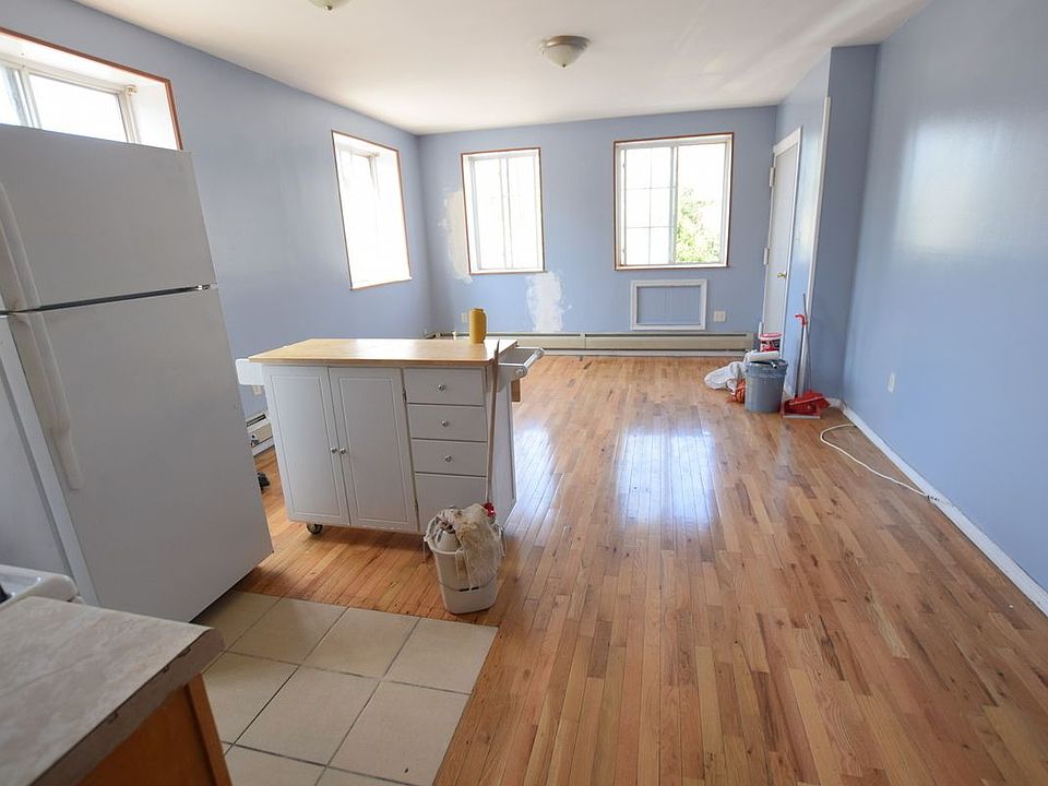 1st image of 1122 Herkimer St #3