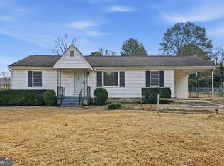 1655 Lucelle Ave, Stone Mountain, GA 30087