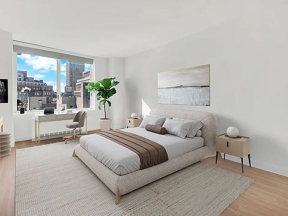 4th image of 70 W 37th St #522