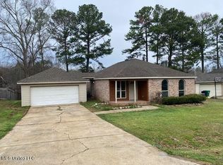 214 Forbes Cv, Byram, MS 39272