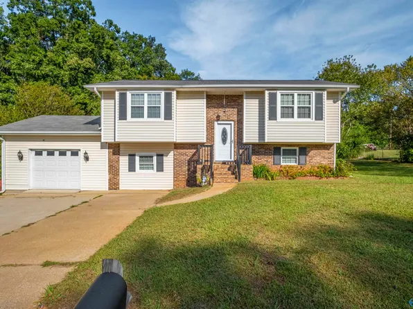 130 Hammonds Dr, Alexandria, AL 36250