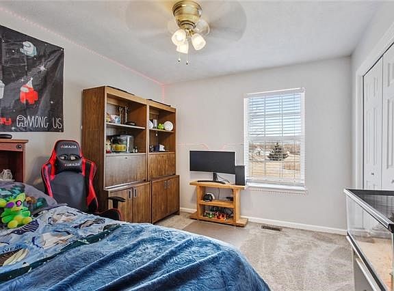 3rd image of 409 W 220th St