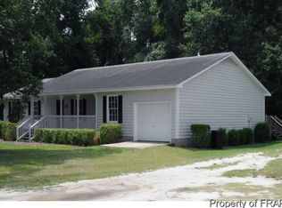 2132 Yarborough Rd, Saint Pauls, NC 28384