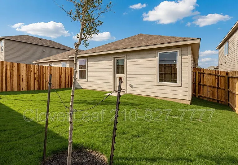 7922 Biggio Ln — Photo 30