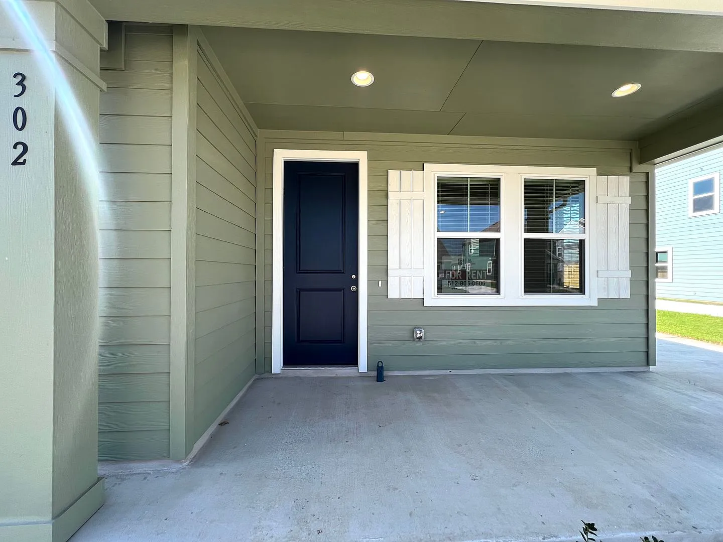 2024, Single Story, Detached, 3 Bedrooms and 2 Bathroom Single Family Home for Rent in Taylor, TX... — Photo 4