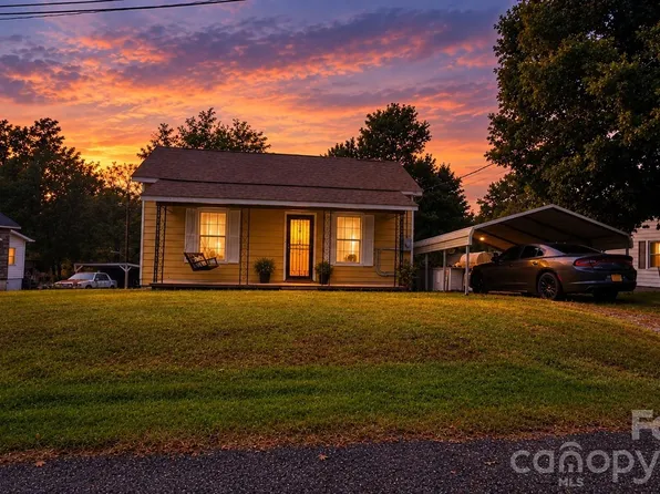 248 Mill Hill Ct, Stony Point, NC 28678