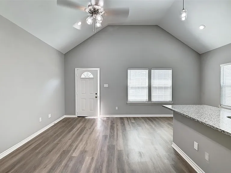 8695 Sassafras St — Photo 30