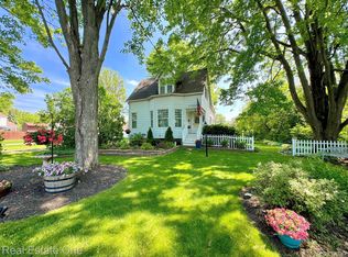 40050 Ryan Rd, Sterling Heights, MI 48310