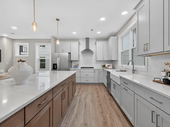 826 Fireship Rd, Fuquay Varina, NC 27526